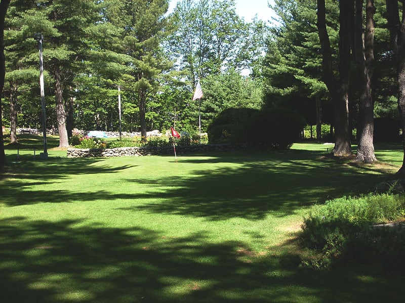 Play Golf at Pine Hollow Little Par 3 Golf Course in Sanford, Maine